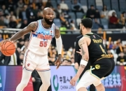 开云体育平台APP-广厦男篮强势击败对手，积分攀升