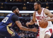 开云体育-包含公牛客场大胜黄蜂，霍乐迪表现抢眼的词条