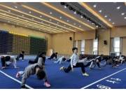 开云体育官方网站-包含队员被教练嘱咐后，摩拳擦掌准备战斗的词条