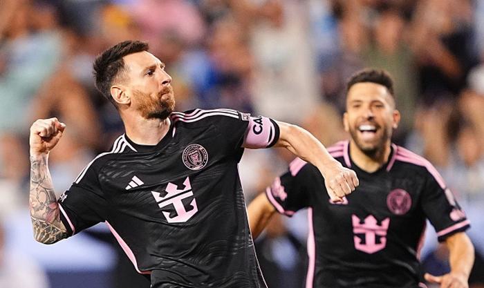 梅西踏出阴影重回赛场打破僵局