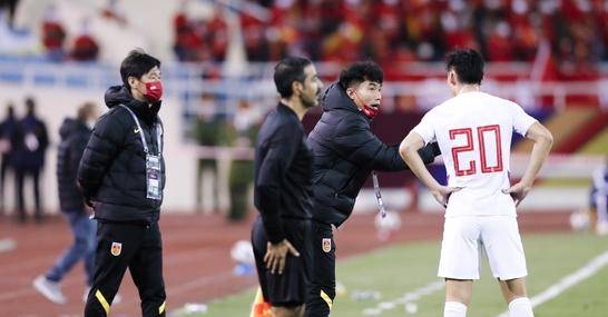 包含沙尔克助教提拔为主帅,球队迎来新气象的词条 包含沙尔克助教提拔为主帅,球队迎来新气象的词条