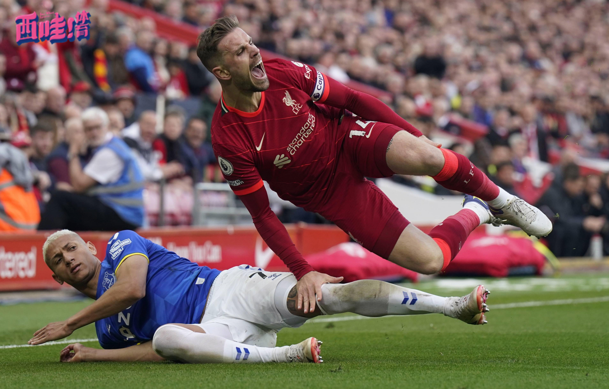 包含波尔图城主场惨败埃弗顿，遭遇连败的词条