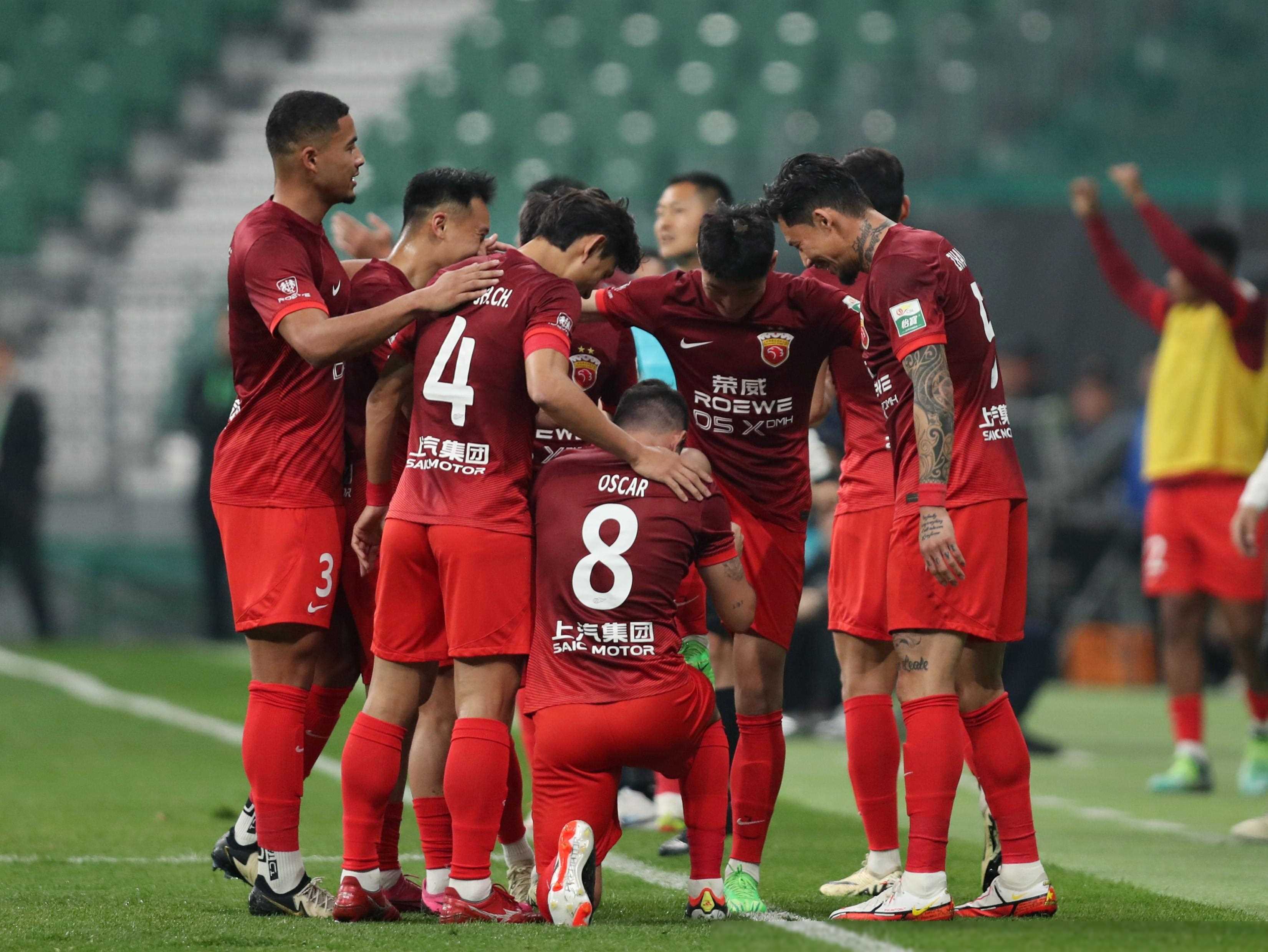 关于武磊荣膺本赛季“最佳射手”称号，国内外球迷共赞的信息