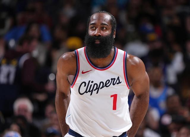 包含河北华夏遭遇失利，需调整防守策略的词条