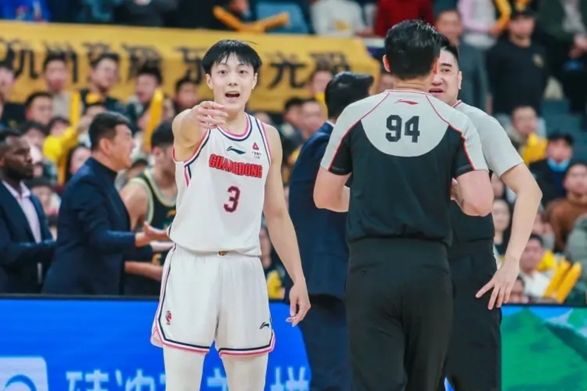 辽宁队不敌广东男篮，无缘胜利