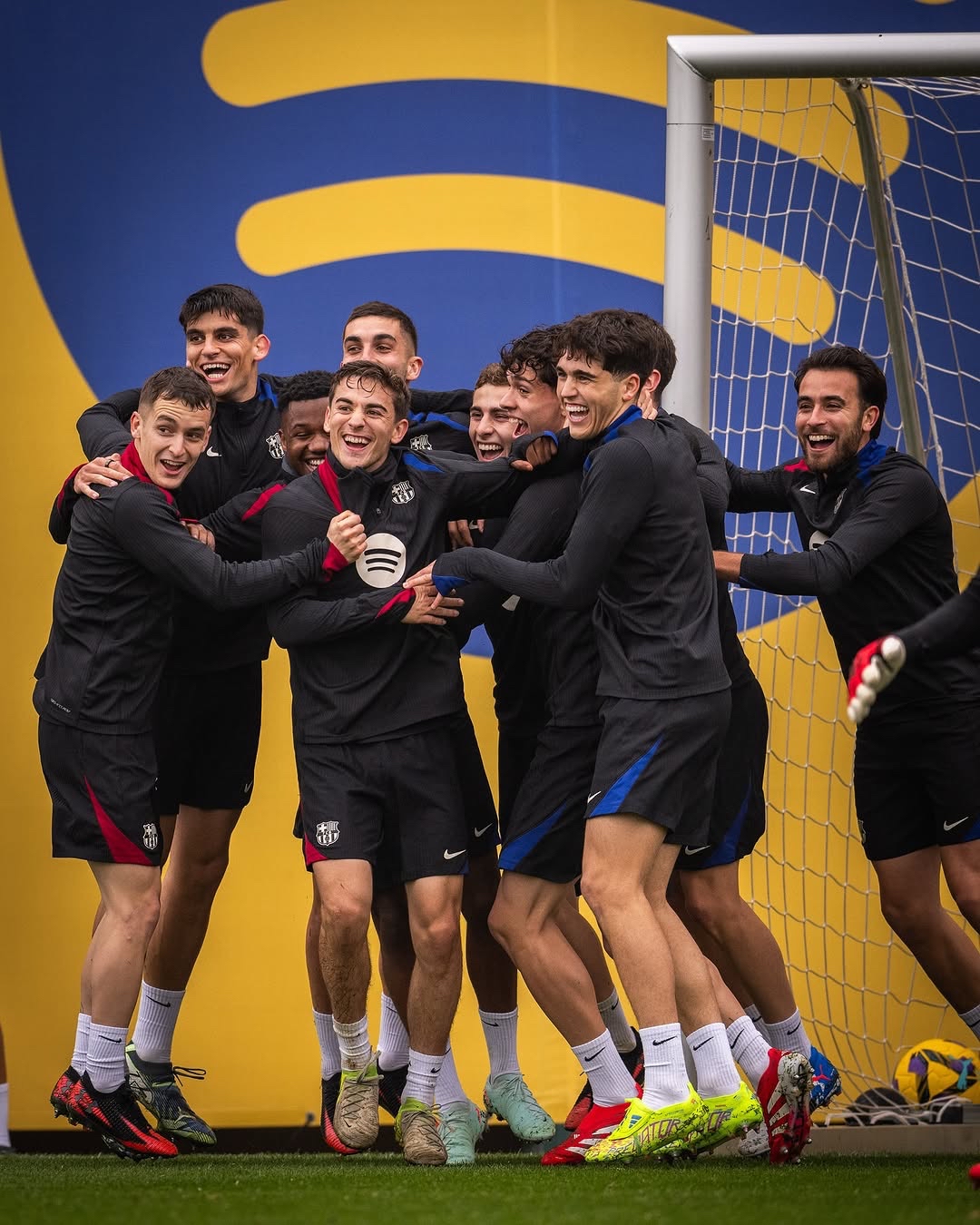 巴萨备战有声有色，冲击季后赛的简单介绍