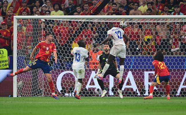 西班牙队成功逆转，晋级欧锦赛半决赛