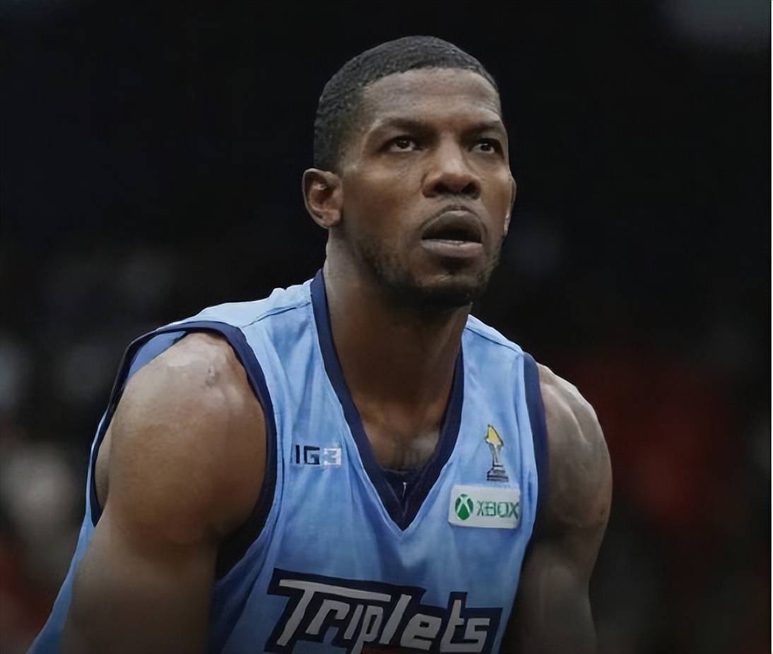 关于前NBA球员在退役后开启了新的事业的信息