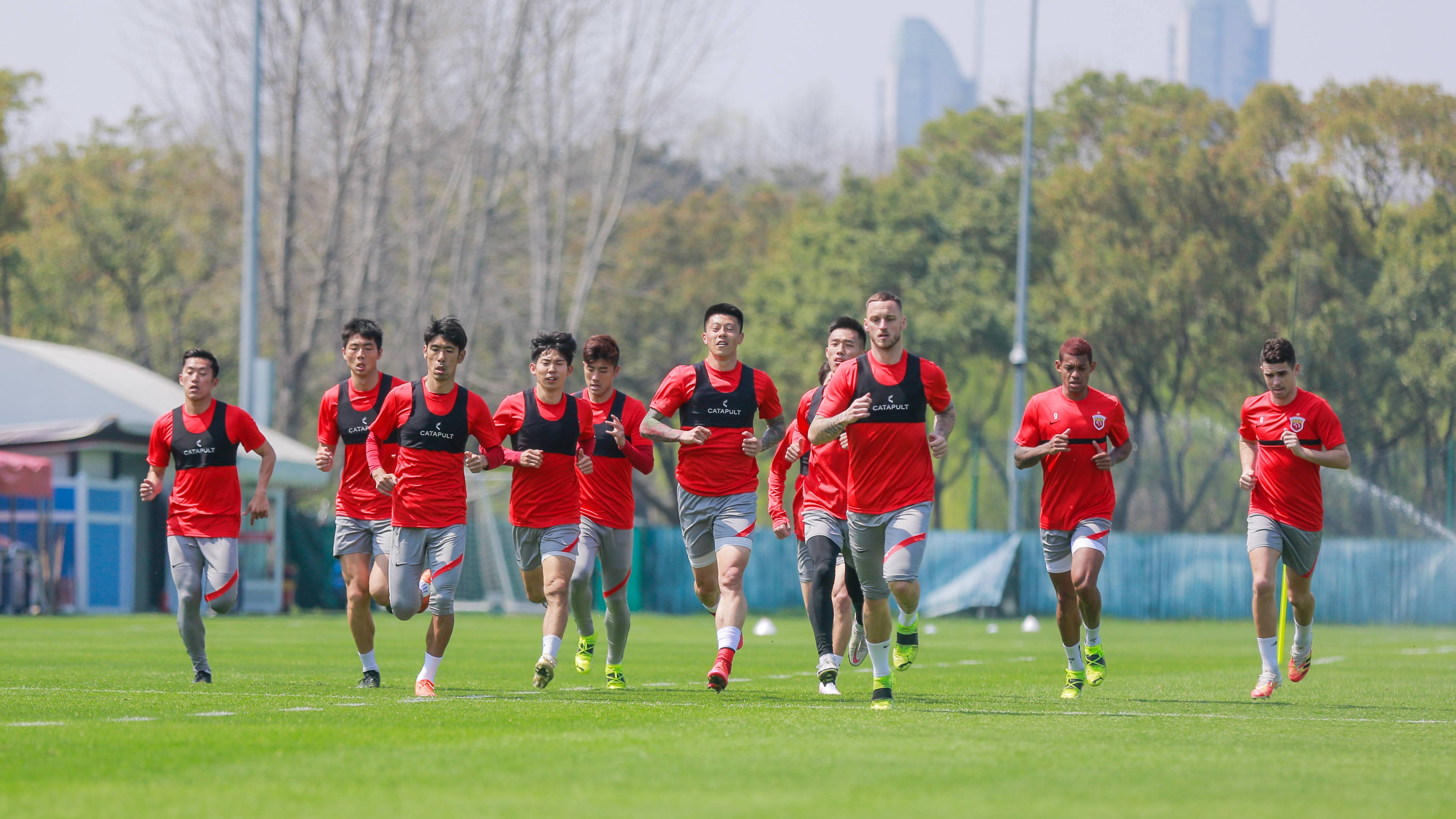 包含横滨水手告别亚冠，征程戛然而止的词条