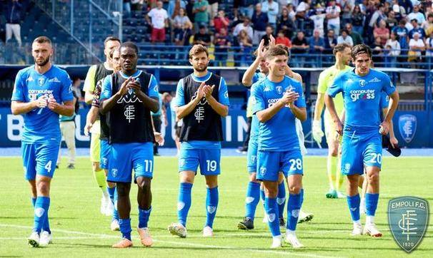 卡利亚里与帕尔马交手，实力对决的简单介绍