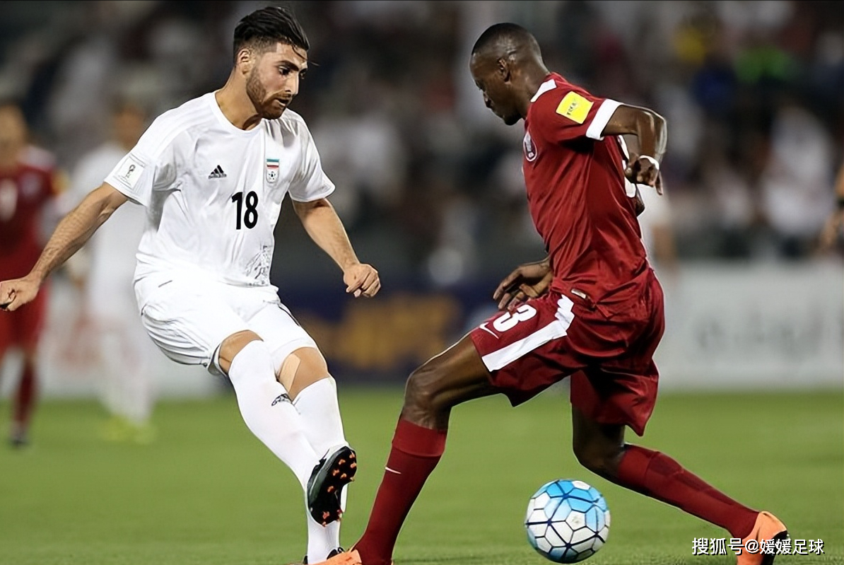 关于国际足球赛事吸引眼球，球员展现实力的信息