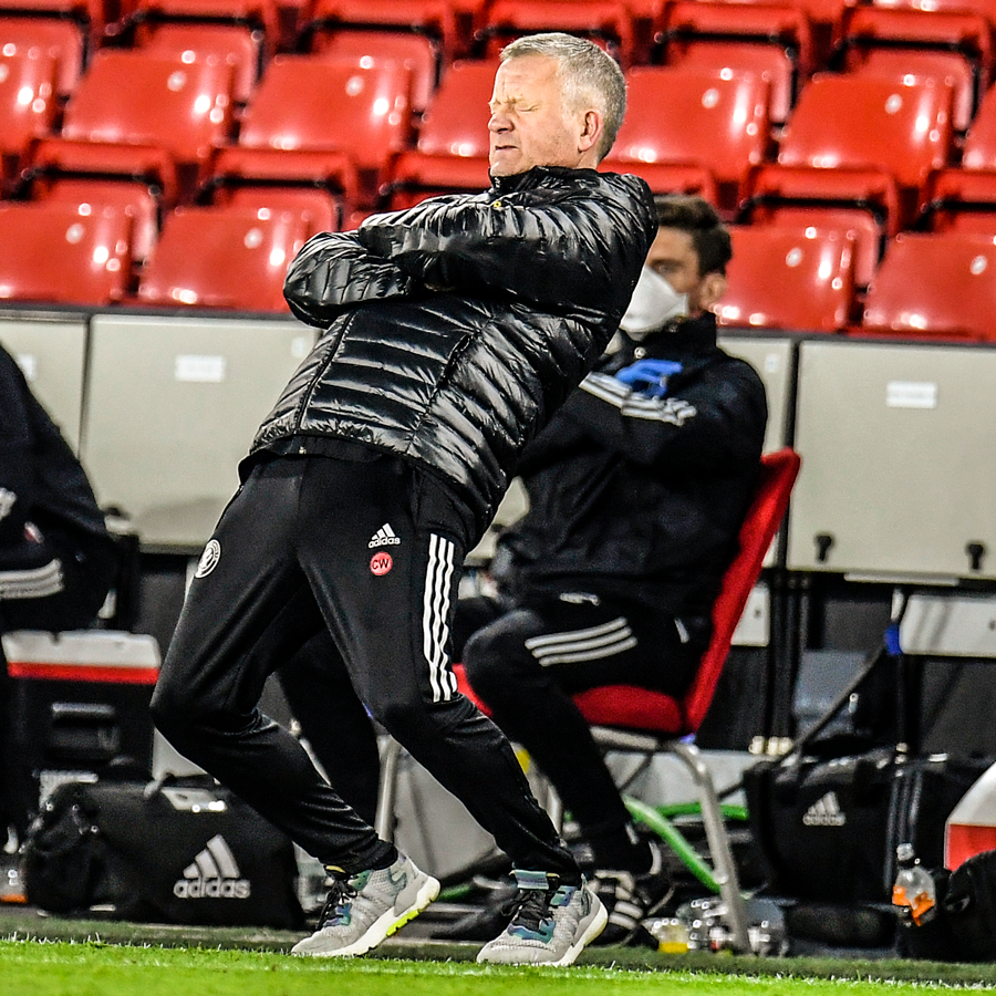 包含谢菲联遭遇连败，保级形势严峻难以翻盘的词条