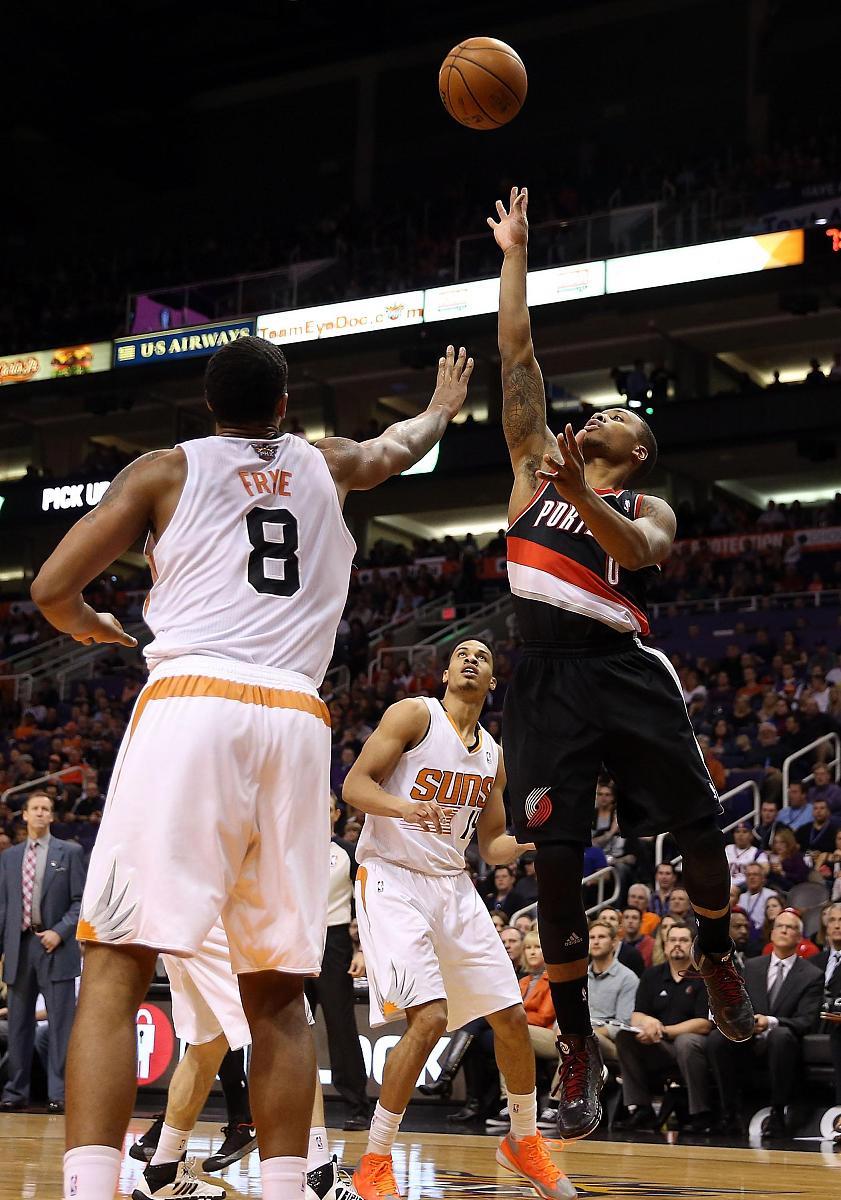 莱昂纳德联手乔治打破得分纪录，快船赢球功臣分外璀璨的简单介绍