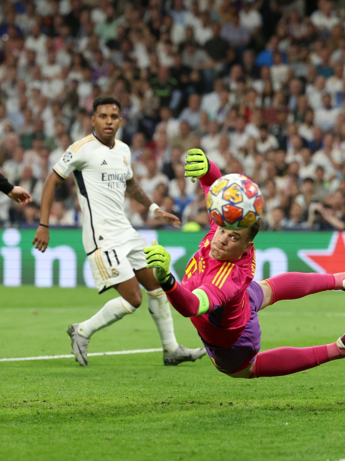 皇马主场力克拜仁慕尼黑，晋级欧洲足球半决赛的简单介绍