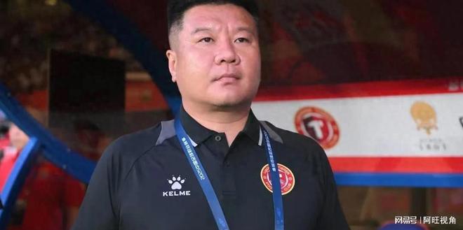 包含重庆豪门在客场不敌辽宁瓦解者的词条