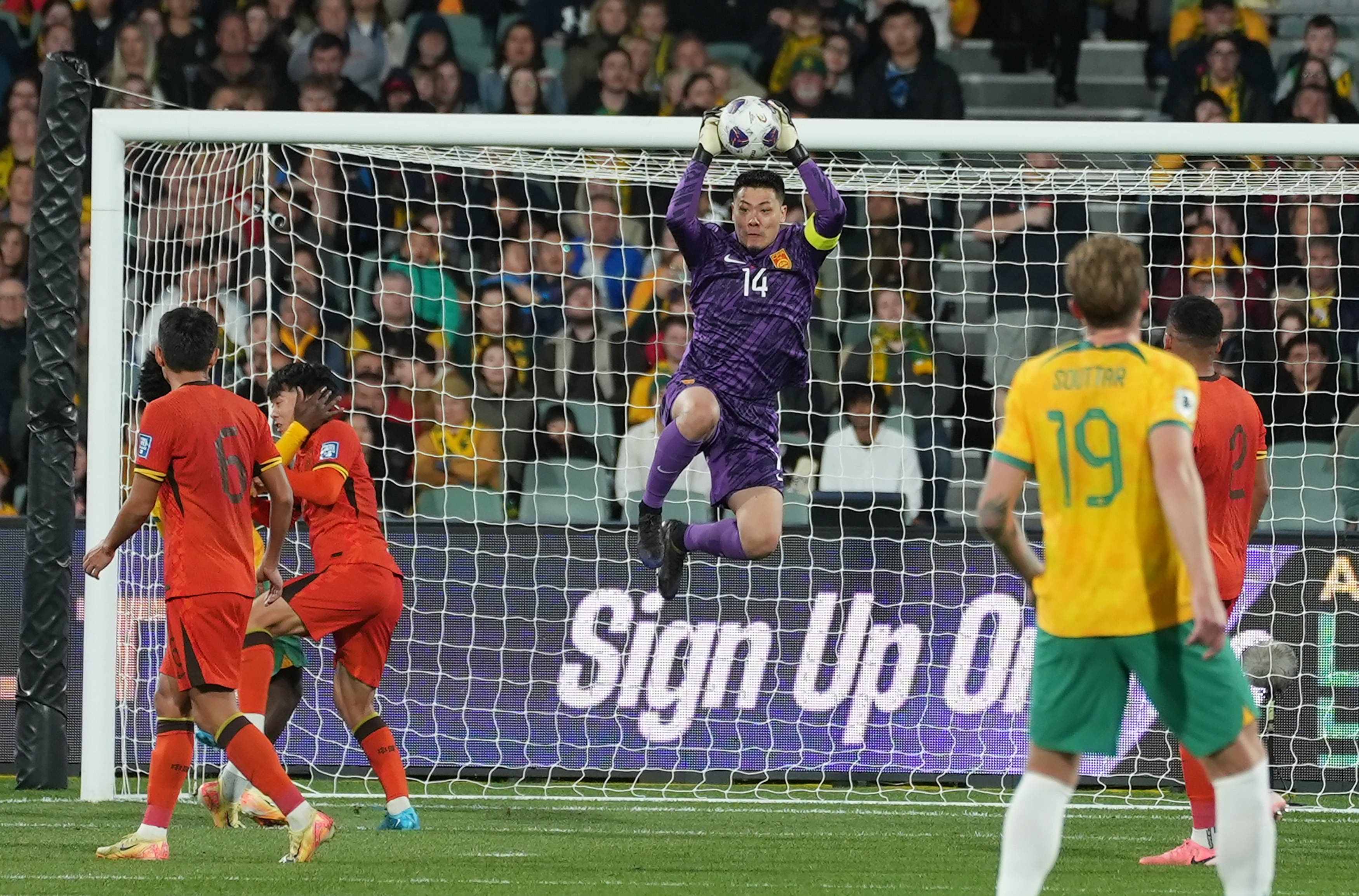 关于疯狂足球大战引发球迷无限期待的信息 关于疯狂足球大战引发球迷无限期待的信息