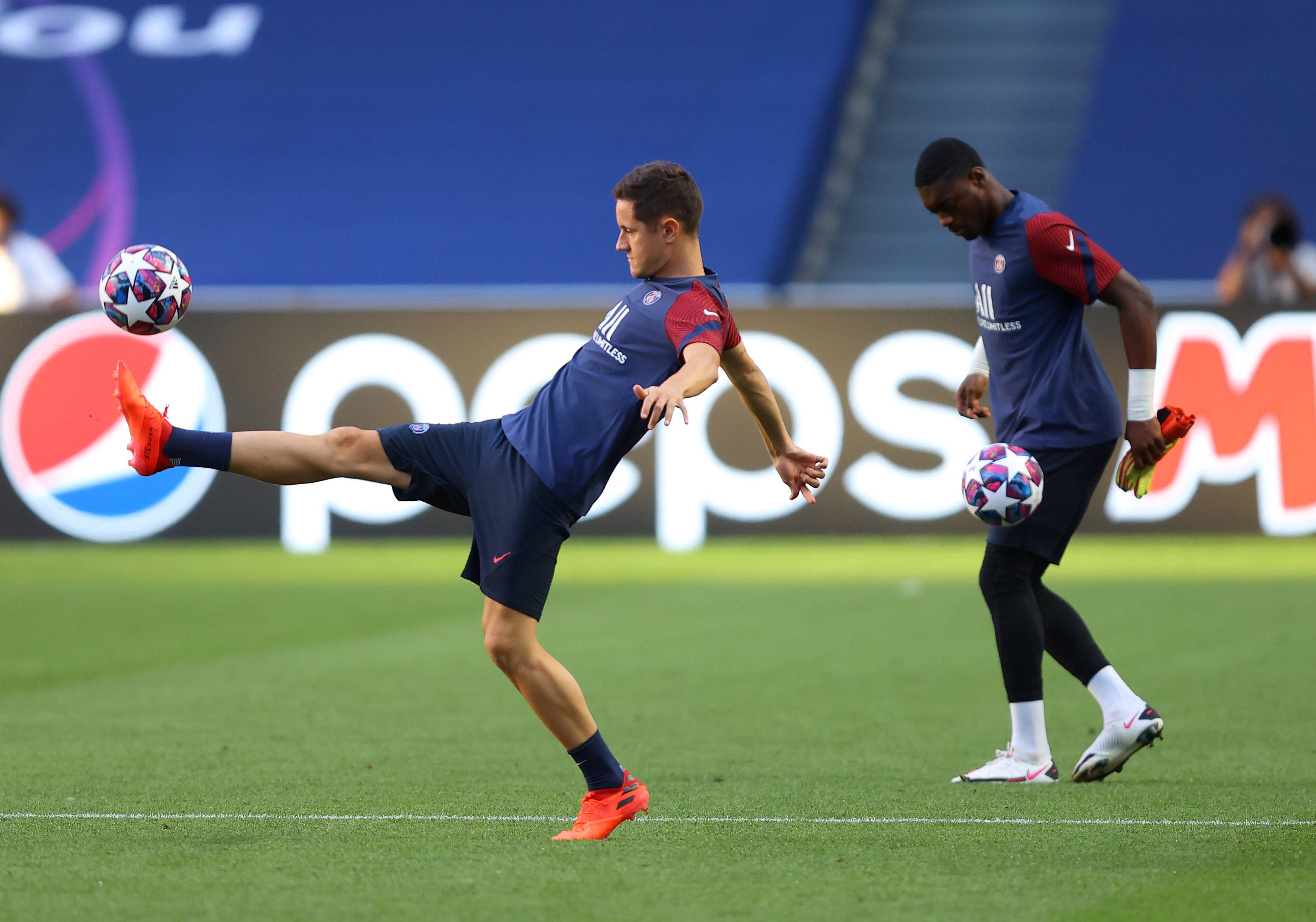 巴黎圣日耳曼全队势必全方位备战，创造新高的简单介绍