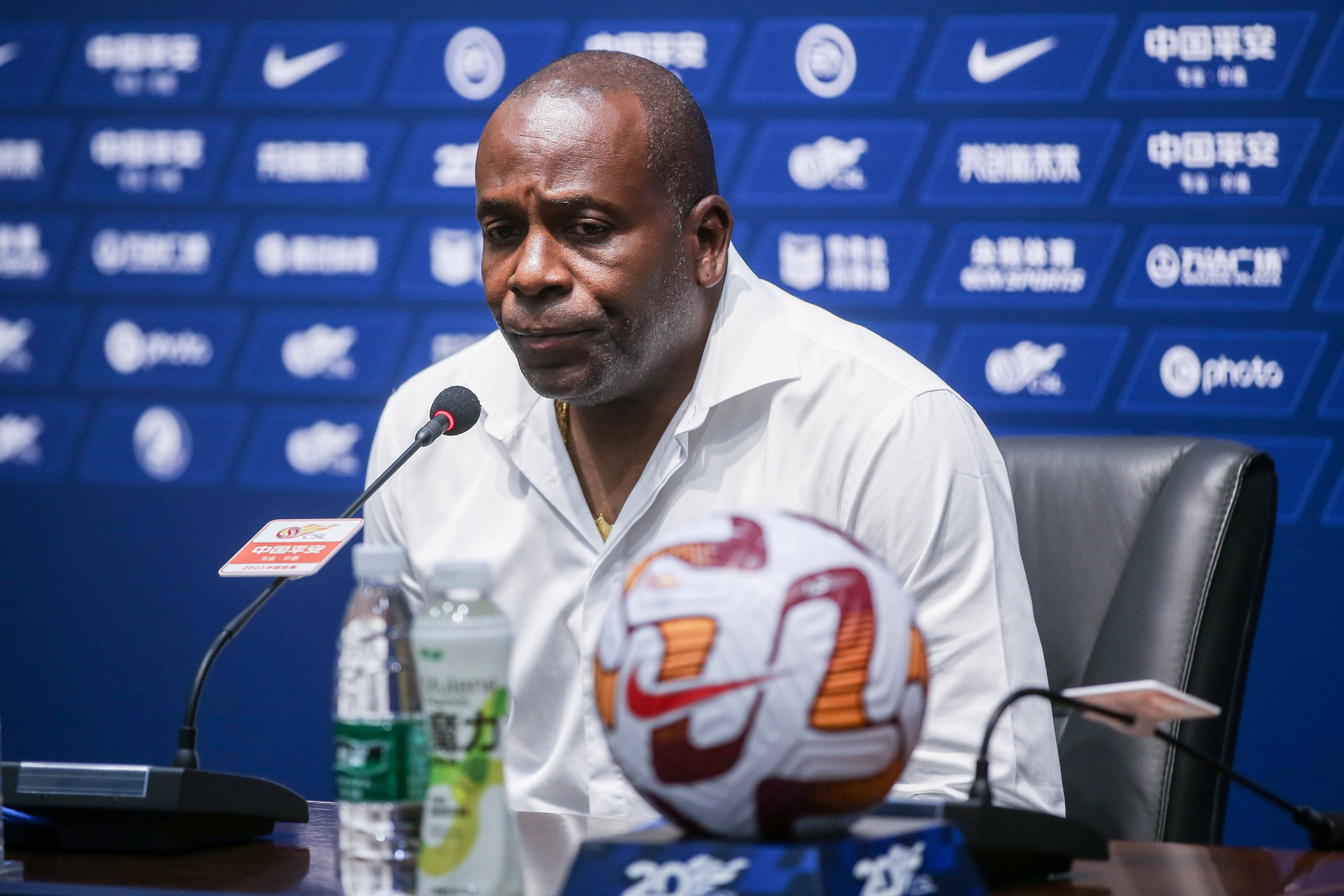 霍芬海姆攻守平衡，表现令人期待的简单介绍