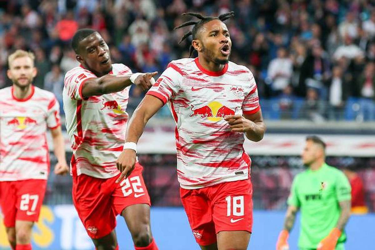 关于不莱梅客场挑战，拼尽全力争取胜利的信息