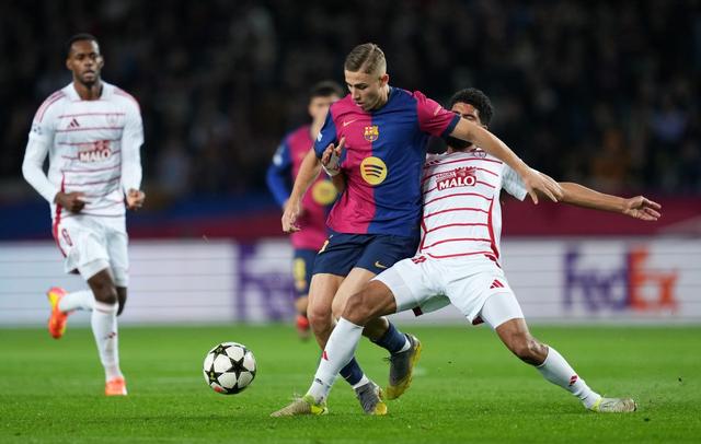 包含马洛卡主场战胜巴塞罗那，取得高分的词条