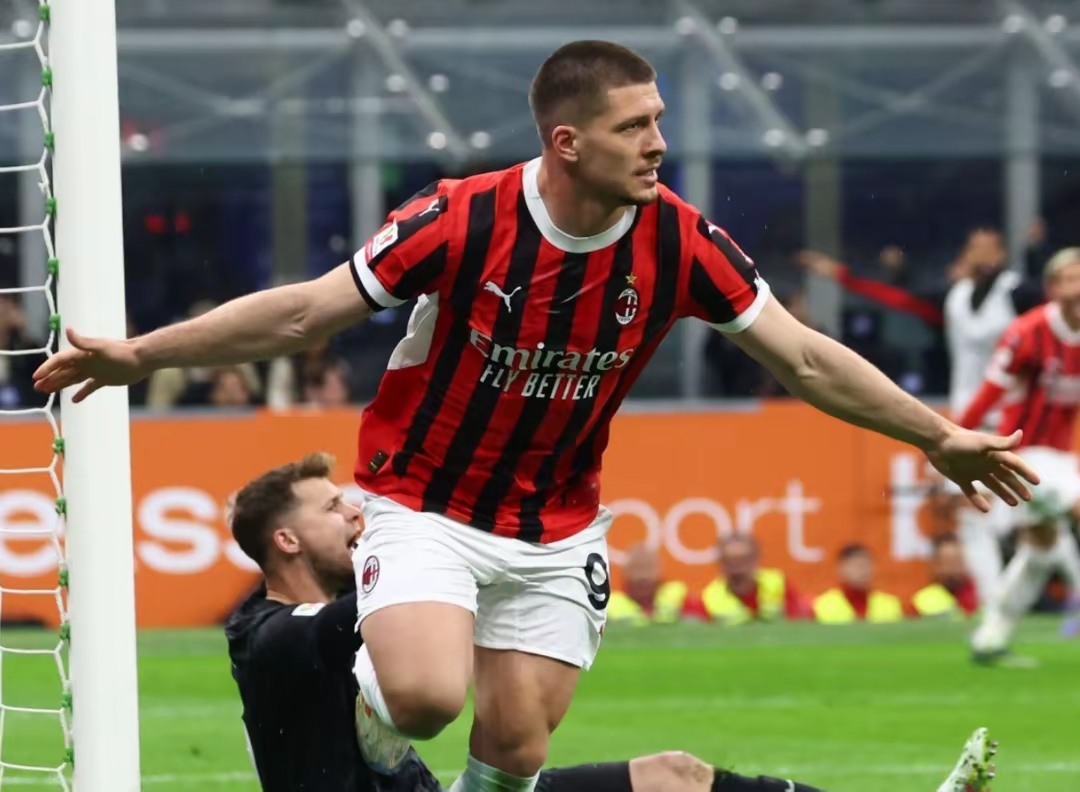 AC米兰明星球员受伤，或将缺席未来几场比赛的简单介绍