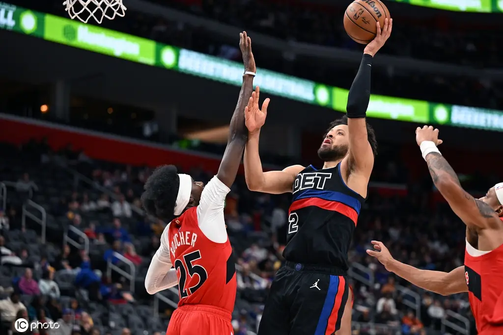 关于猛龙全队发挥出色，击败活塞获得胜利的信息