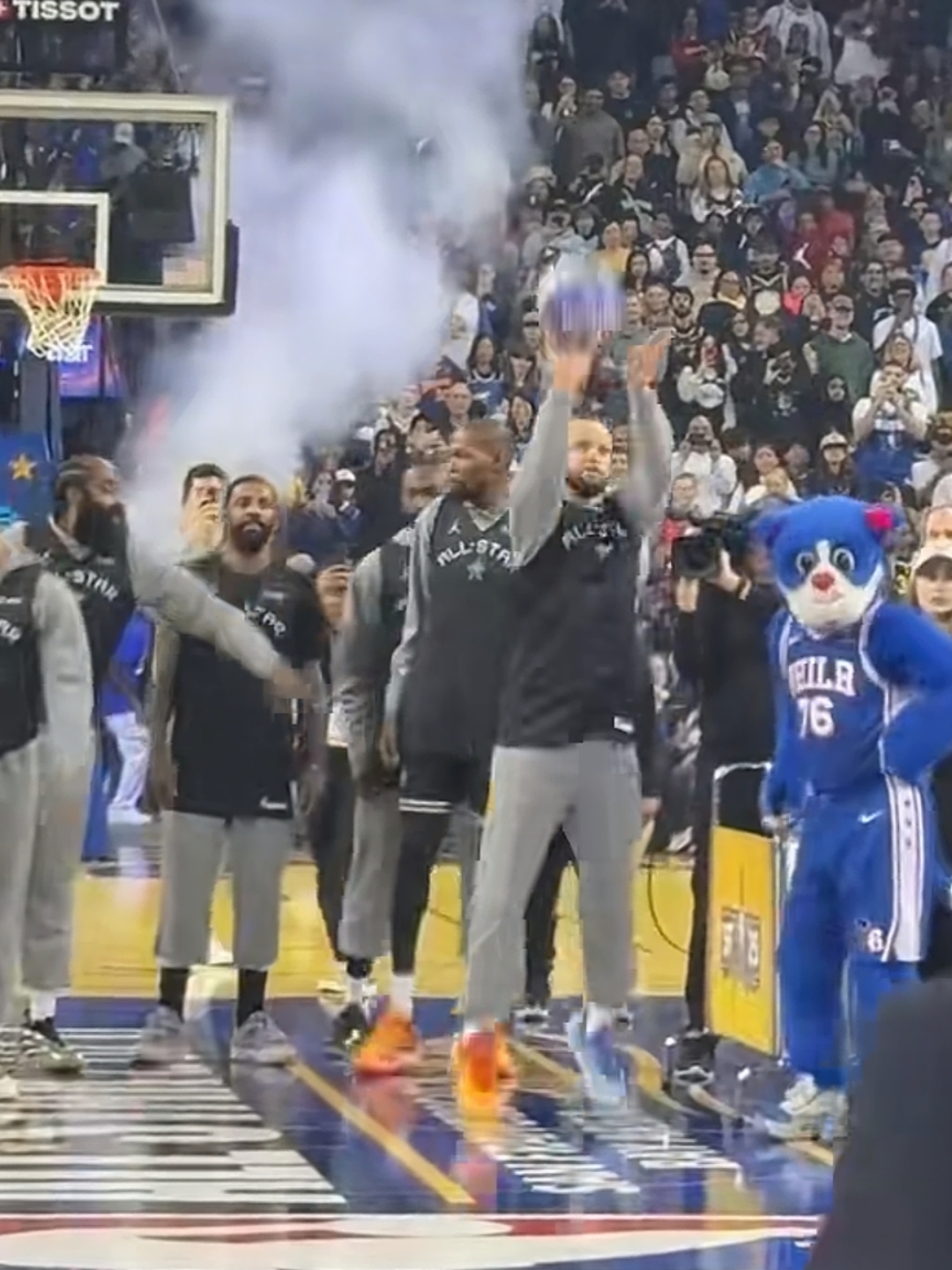 关于NBA精选看点精彩瞬间回顾让球迷热血沸腾的信息