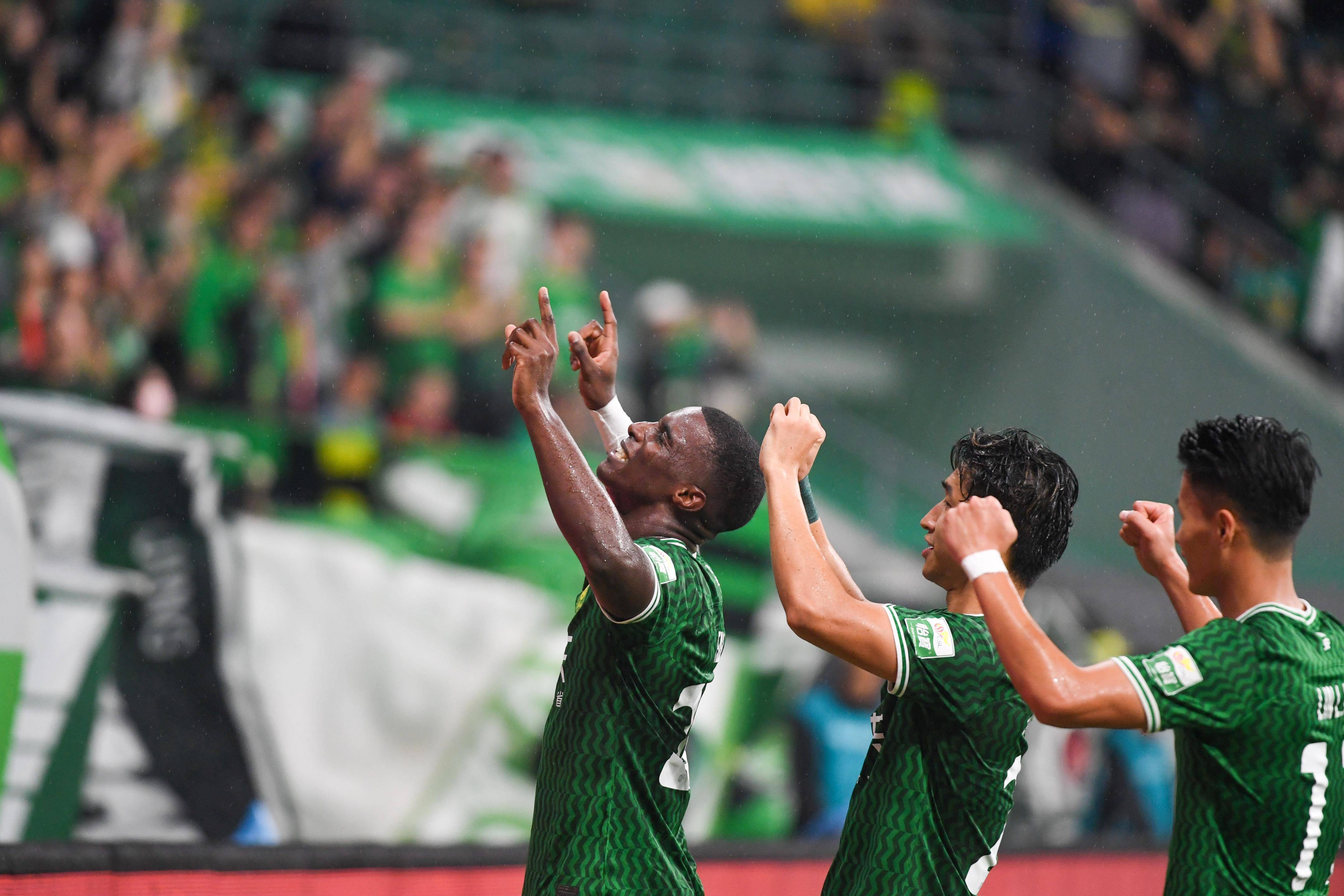 一方再胜国安，实力对比赛事精彩纷呈