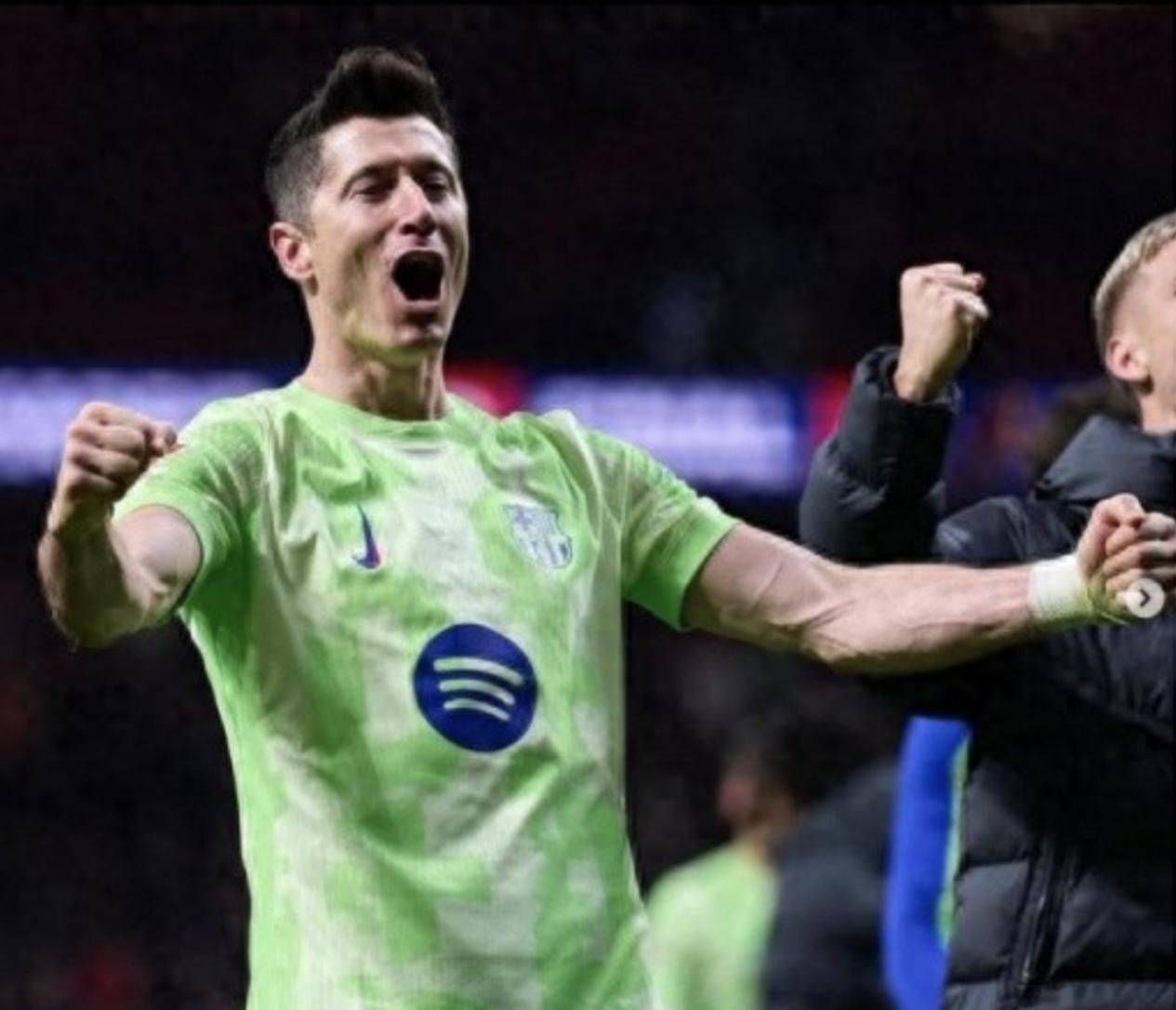 包含DK碾压NS，莱万打破历史纪录顶尖较量八强赛，技惊四座的词条