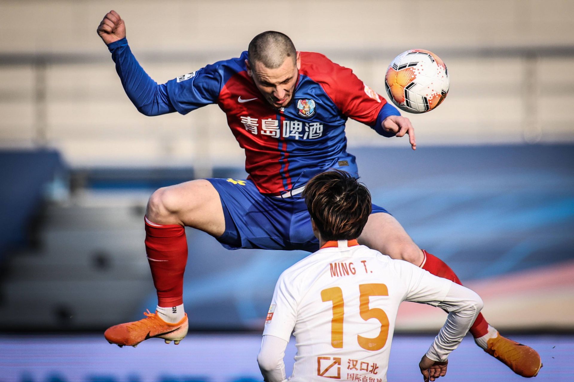 赫塔菲逆袭雷加内斯，捍卫主场荣耀