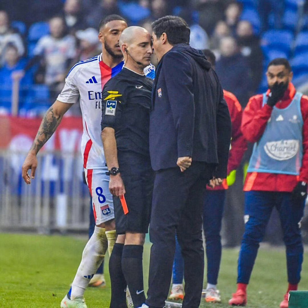 卡昂队在最新一场比赛中发挥稳定