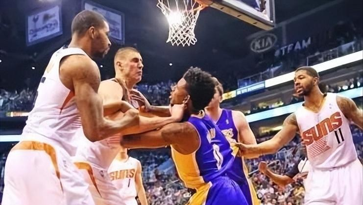 湖人翻盘奇才，恩比德统治全场的简单介绍