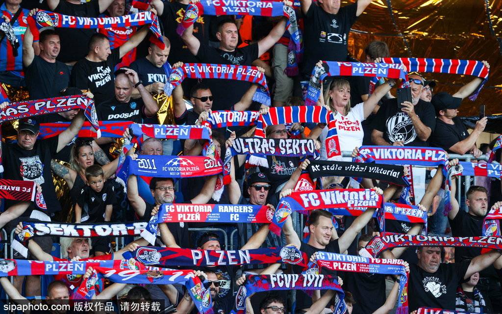 包含一场经典之战！赛车点燃球迷热情的词条